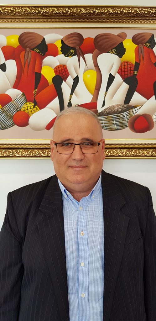 адвокат търговско право